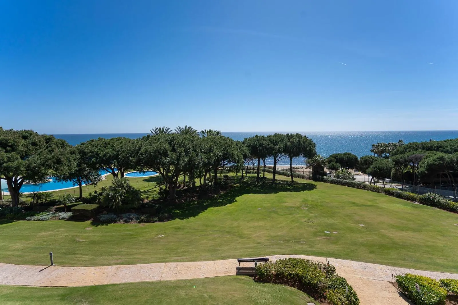 Beach-Line Apartment Marbella Hiszpania