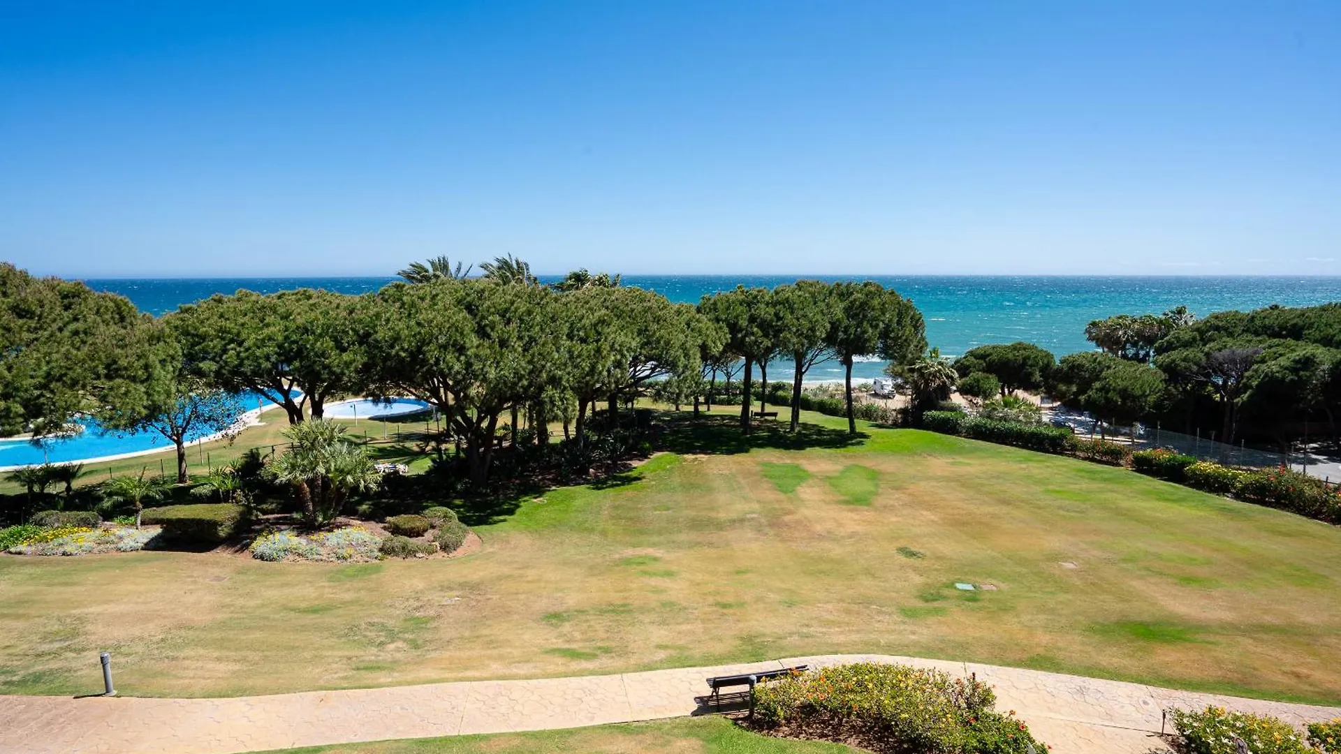 Beach-Line Apartment Marbella Hiszpania