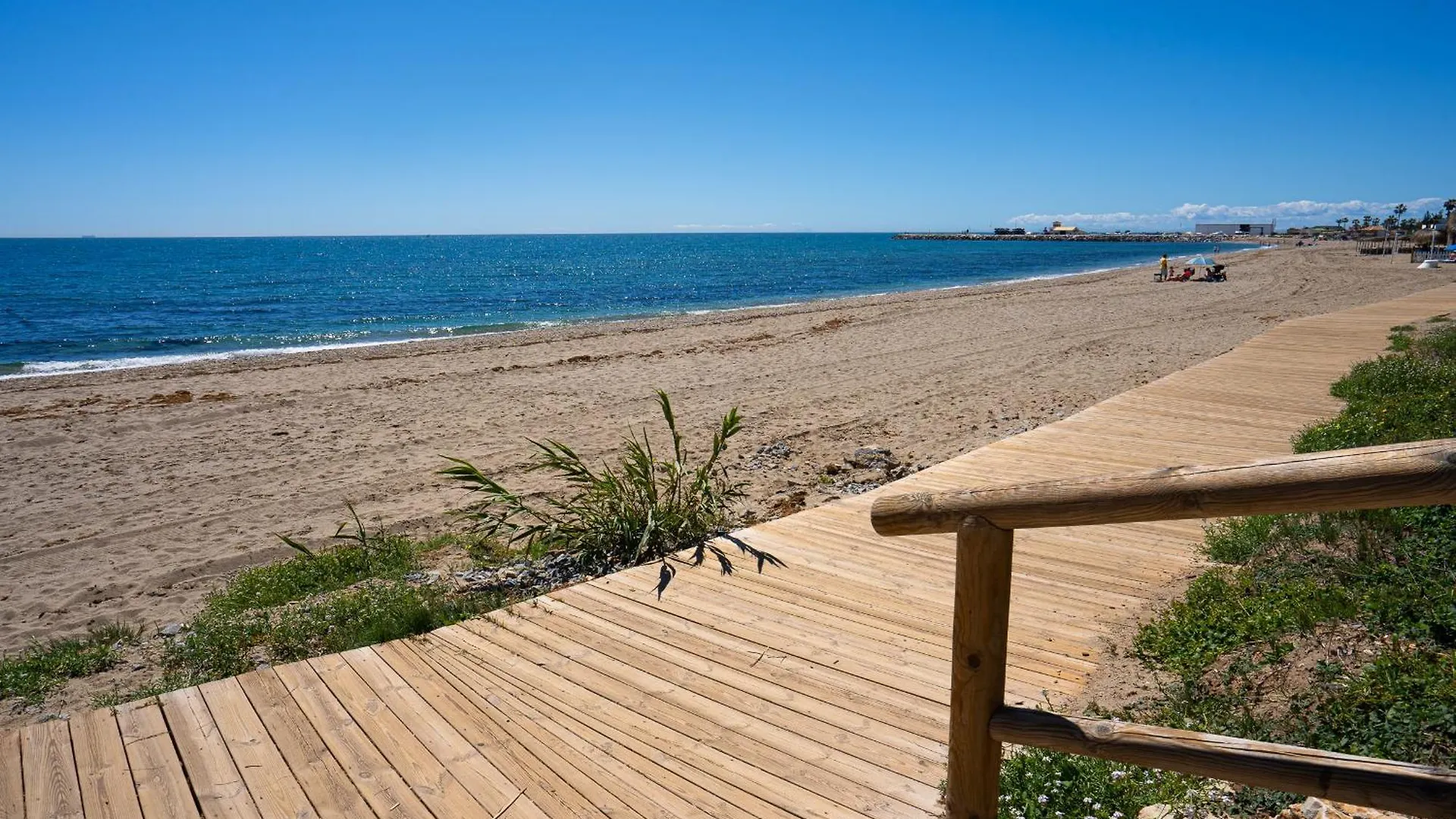 Beach-Line Apartment Marbella