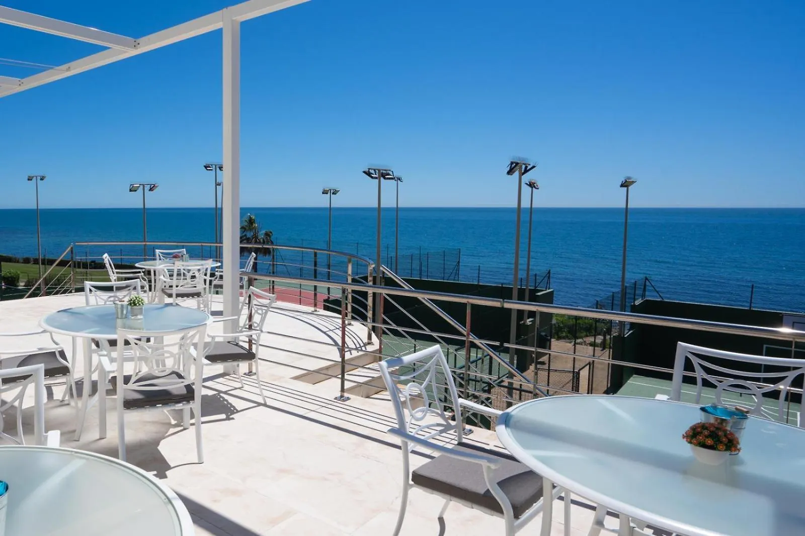 Beach-Line Apartment Marbella 0*,