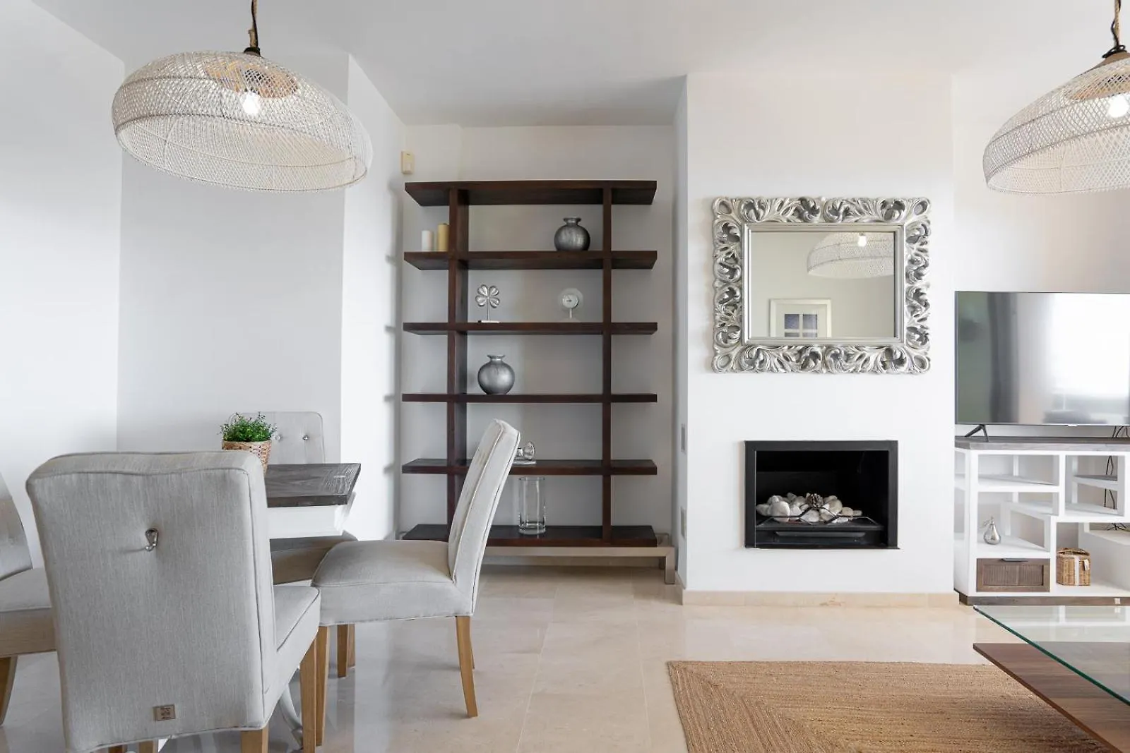 Beach-Line Apartment Marbella